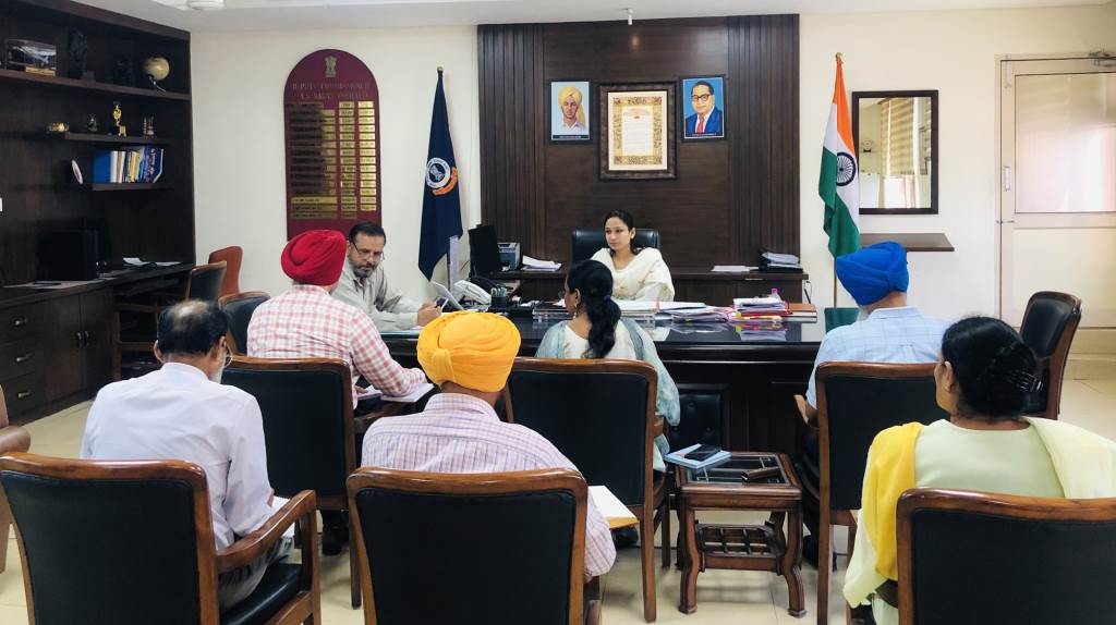 Quarterly meeting of the District Sainik Board held under the chairmanship of Deputy Commissioner Komal Mittal
